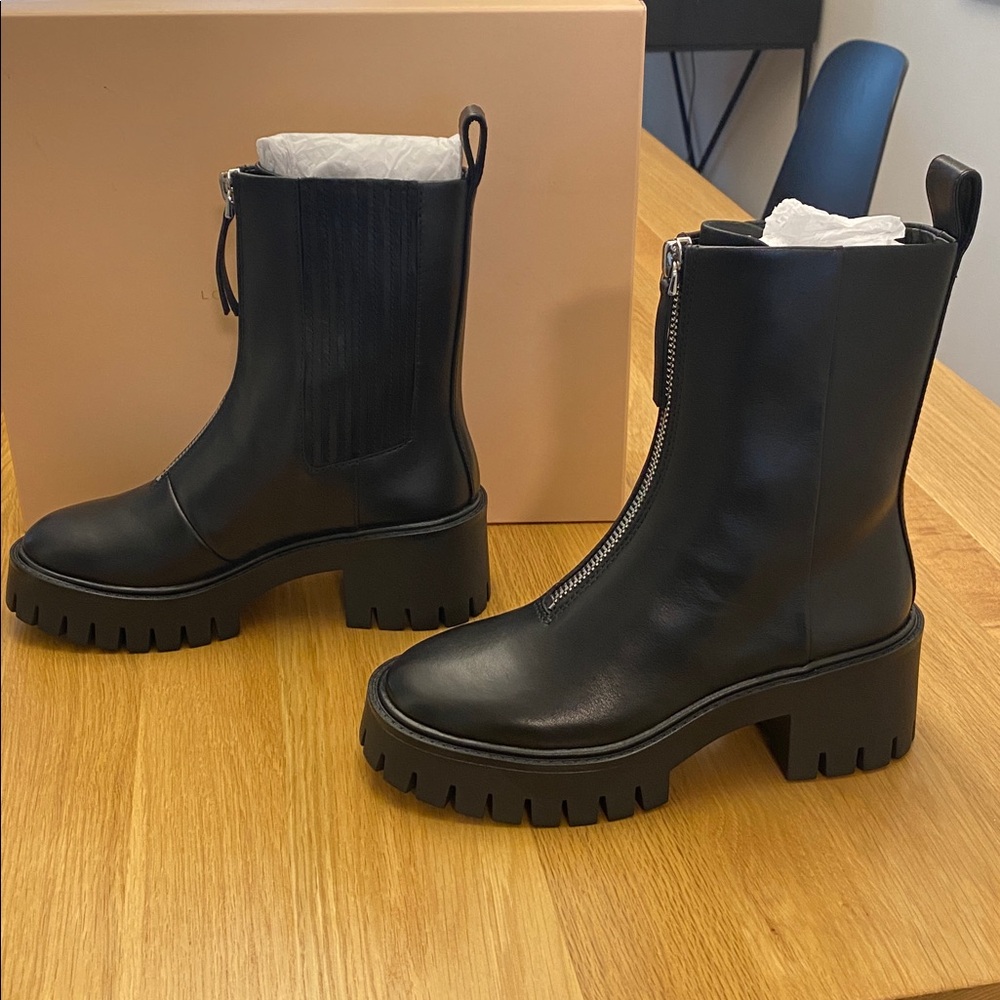 New in Box Loeffler Randall size 9 Trixie Black Zip Front Lug Boot - Picture 4 of 9